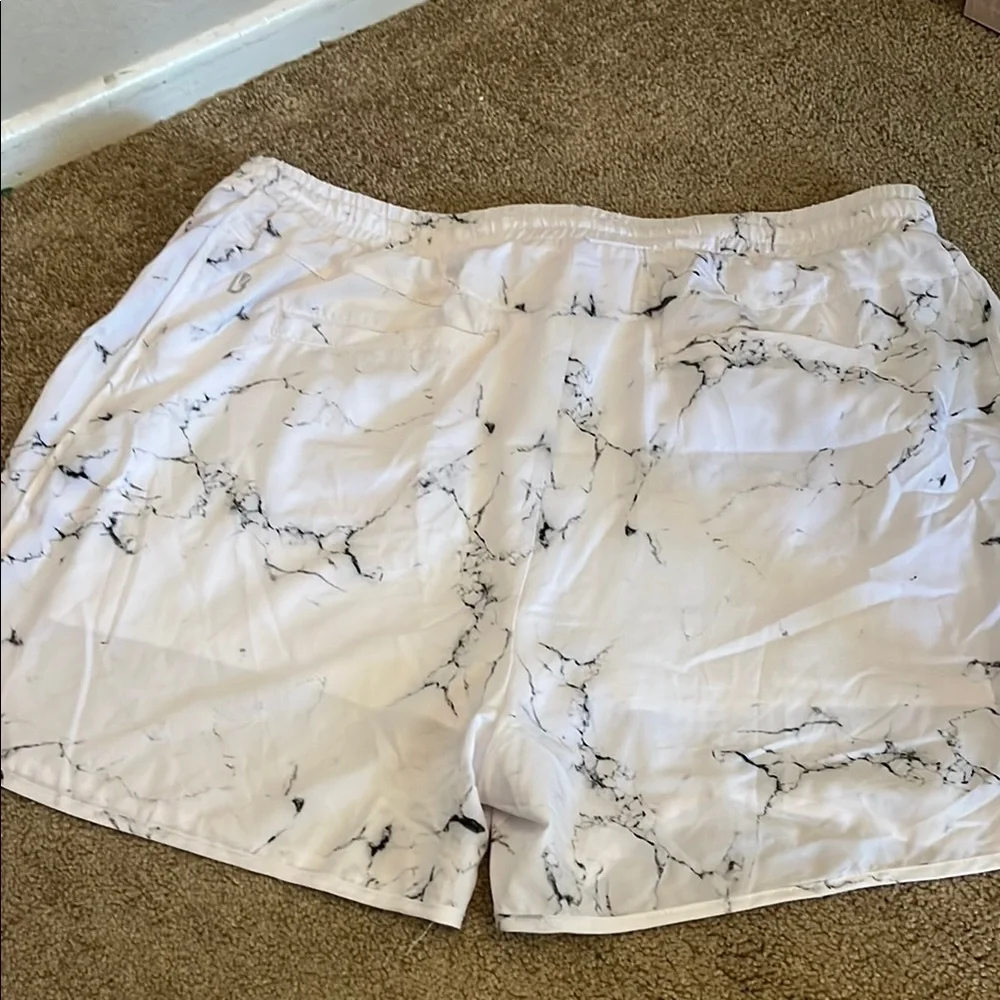 Buffbunny White Marble Athletic Shorts XL